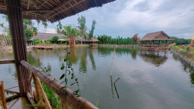 Thuan Tinh Island