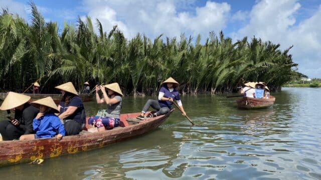 Thuan Tinh Island