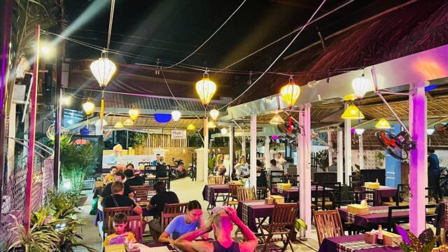 Purple Lantern Restaurant