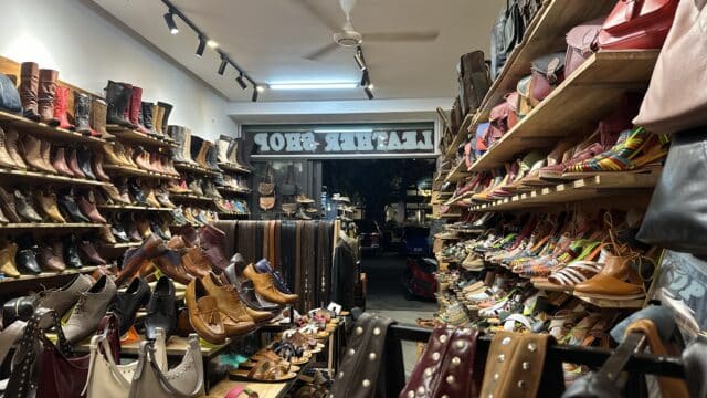 2M leather shop, hoi an
