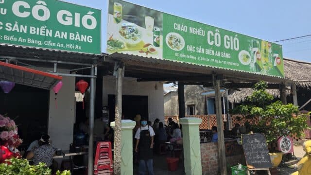 Cháo Nghêu Cô Gió