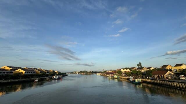 Cẩm Nam Bridge