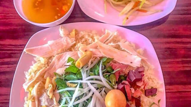 Long Cơm Gà Chicken Rice Restaurant