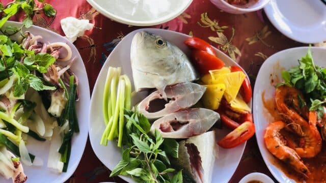 Hai Lan Rừng Dừa - Restaurant & Coconut BasketBoat Tour