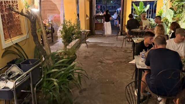 MẸT Hội An - Vietnamese restaurant & Vegetarian Food 6