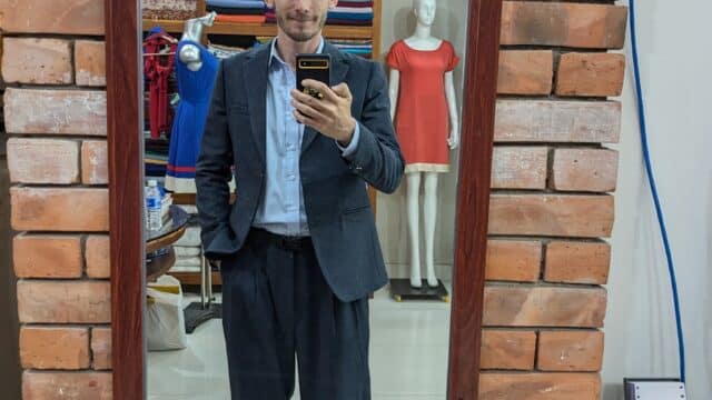 Shop vải Vân