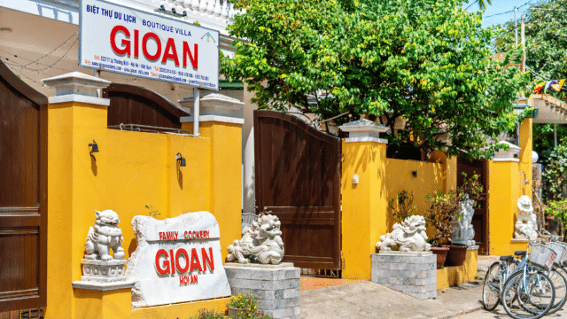 Gioan Cookery School
