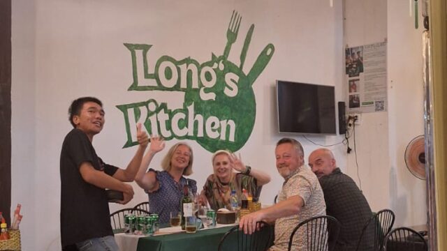 Long's Kitchen Restaurant & Cooking Class