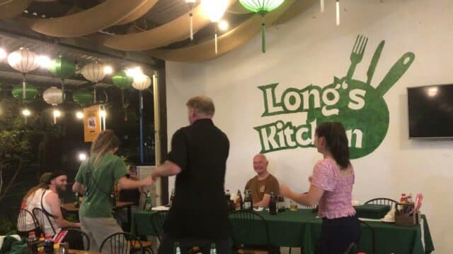 Long's Kitchen Restaurant & Cooking Class