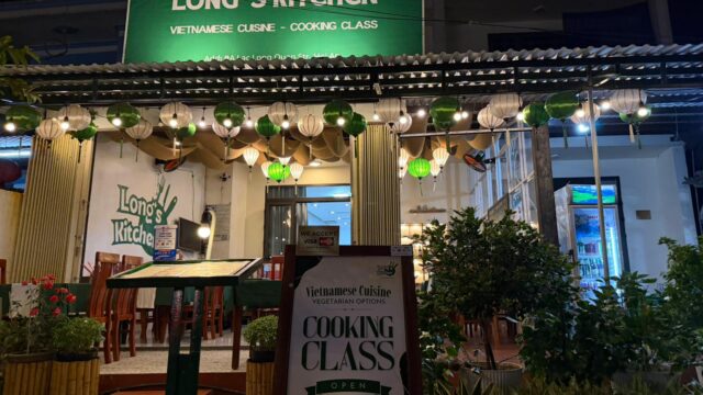Long's Kitchen Restaurant & Cooking Class