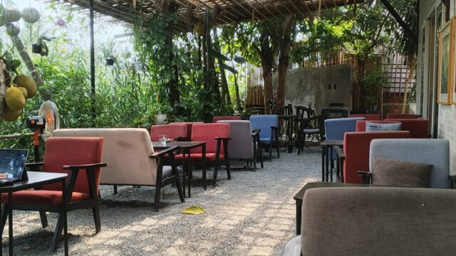 FinAqua's Cafe Hoi An Coffee & Healthy Food