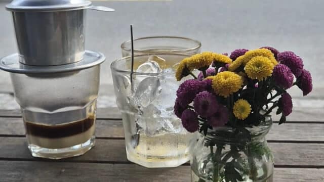 RAW Coffee & FooD