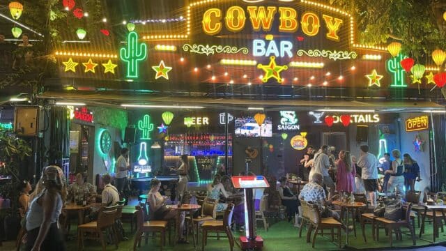 Cowboy Bar