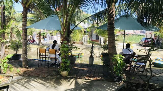 SUN COCONUT BASKET BOAT . RESTAURANT and COFFEE