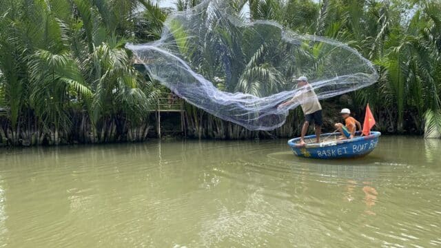Coconut Basket Boat Bong Hội An