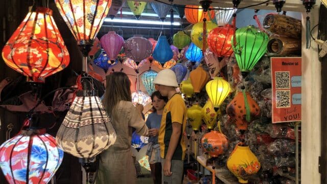 Lantern Making Class With Lynn