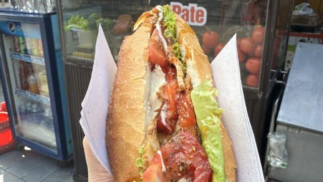 Bánh Mì Bà Nga