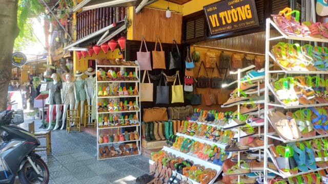 Vi Tuong Leather Shop