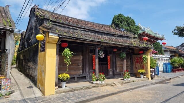 Chùa Cầu