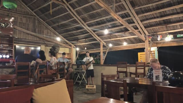 Bungalow Beach Bar
