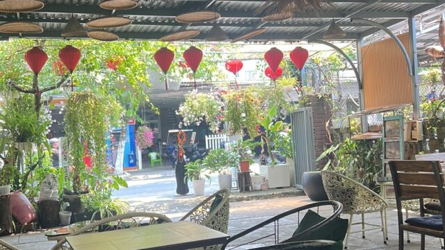 Uyên'\''s Restaurant and Coffee