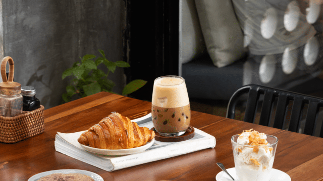nourish eatery. / Café & Restaurant