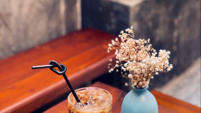 Hand Coffee