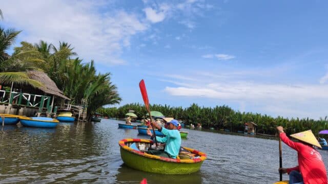 Coconut Boat Hoi An (Hong Family)