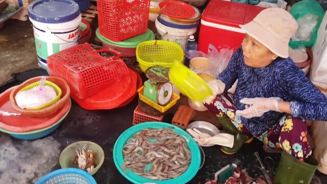 Ba Le Market