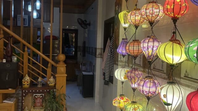 Lady Mai's Lantern Workshop