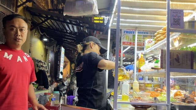 Mr Hân Bánh Mì Hội An