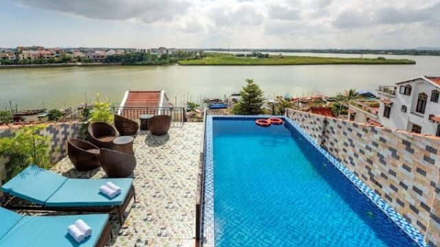 Rock Mouse Villa