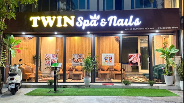 Twin Spa