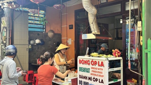 Đông Ốp La