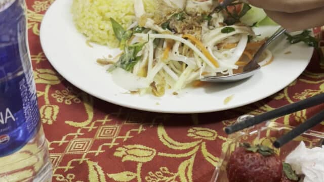 Hoàng Local Foods