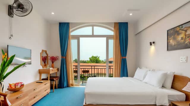 SAM Retreat Villa