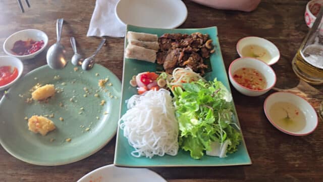 Hoa Hiên