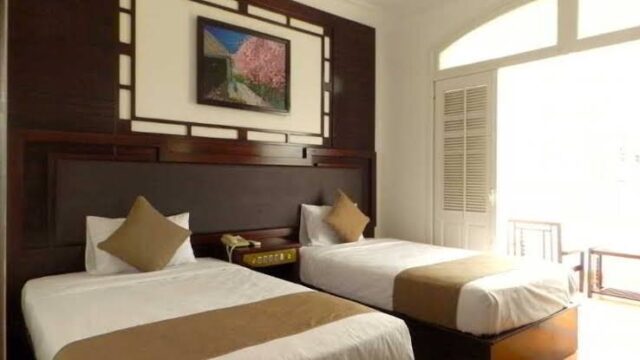 Khách Sạn Cát Biển