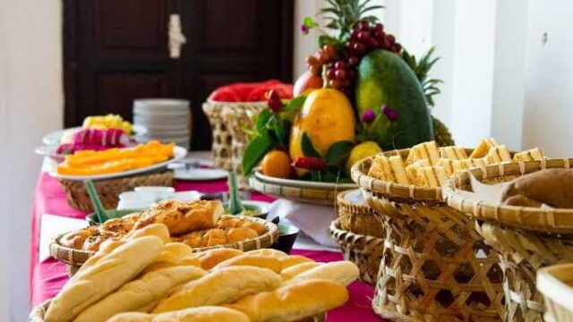 Khách Sạn Cát Biển