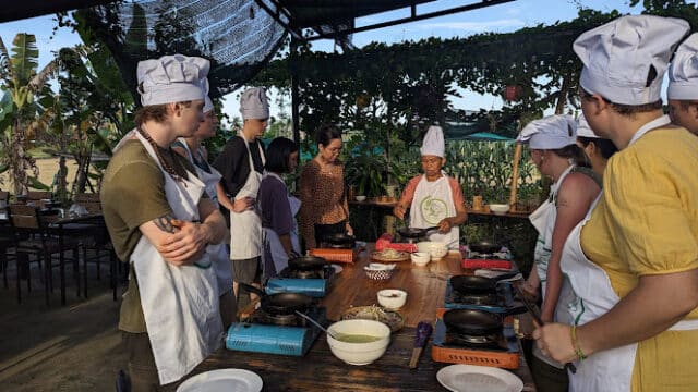 Thanh Dong organic garden restaurant