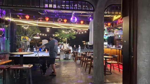 Cowboy Bar