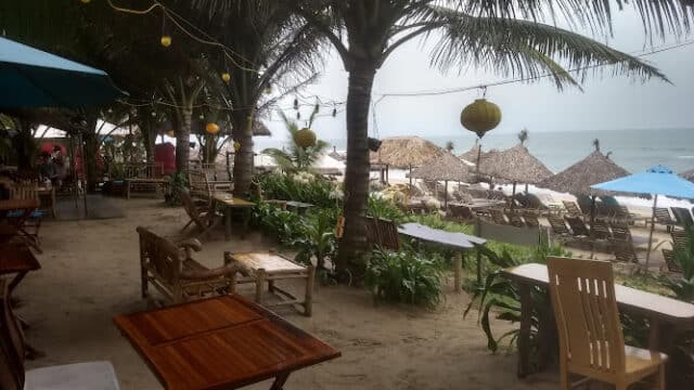 SAU Seafood Restaurant An Bang Beach