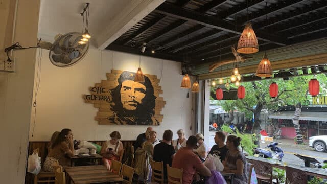 Moon Cafe & Restaurant