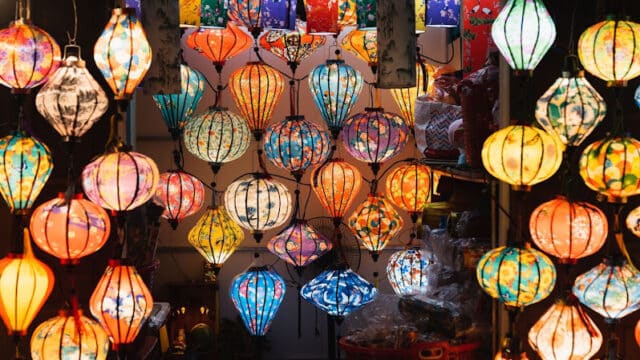 Lantern Making Class With Lynn