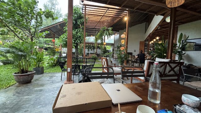 Phin Lounge
