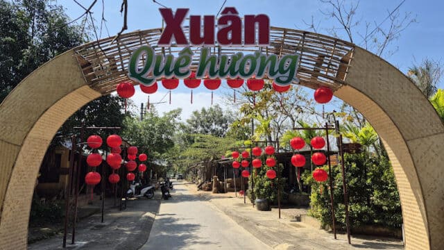 Kim Bong Carpentry village