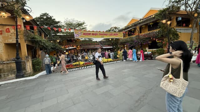 Ba Mu Temple Gate