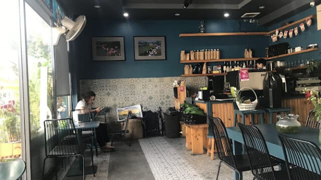 RAW Coffee & FooD