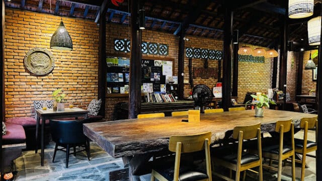 Sound Of Silence Coffee Shop
