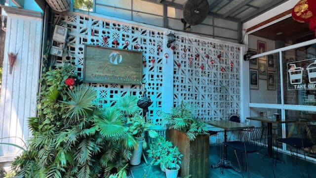 Nha Na Coffee- Breakfast & Brunch